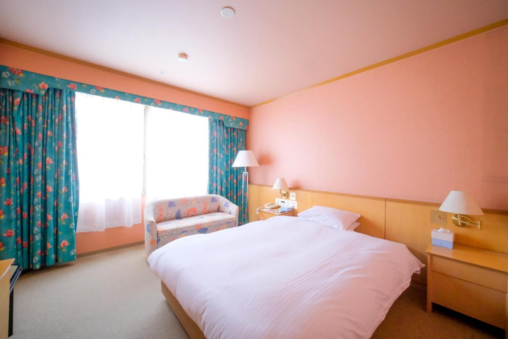 Yuzawa Royal Hotel Kültér fotó